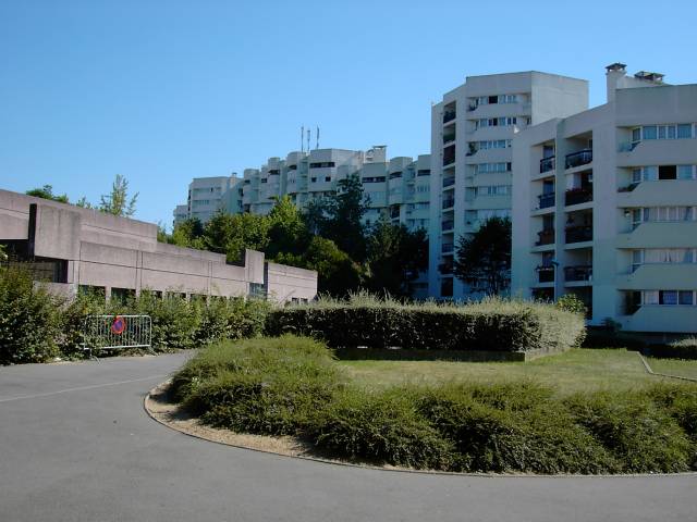 Faade nord de l'cole Joliot-Curie