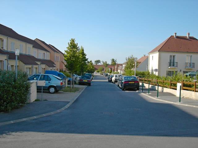 Rue Henriette Lebon